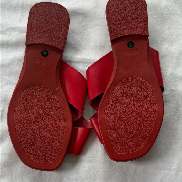 Seychelles Women's Bold Red Slide Sandals - Picture 3 of 4